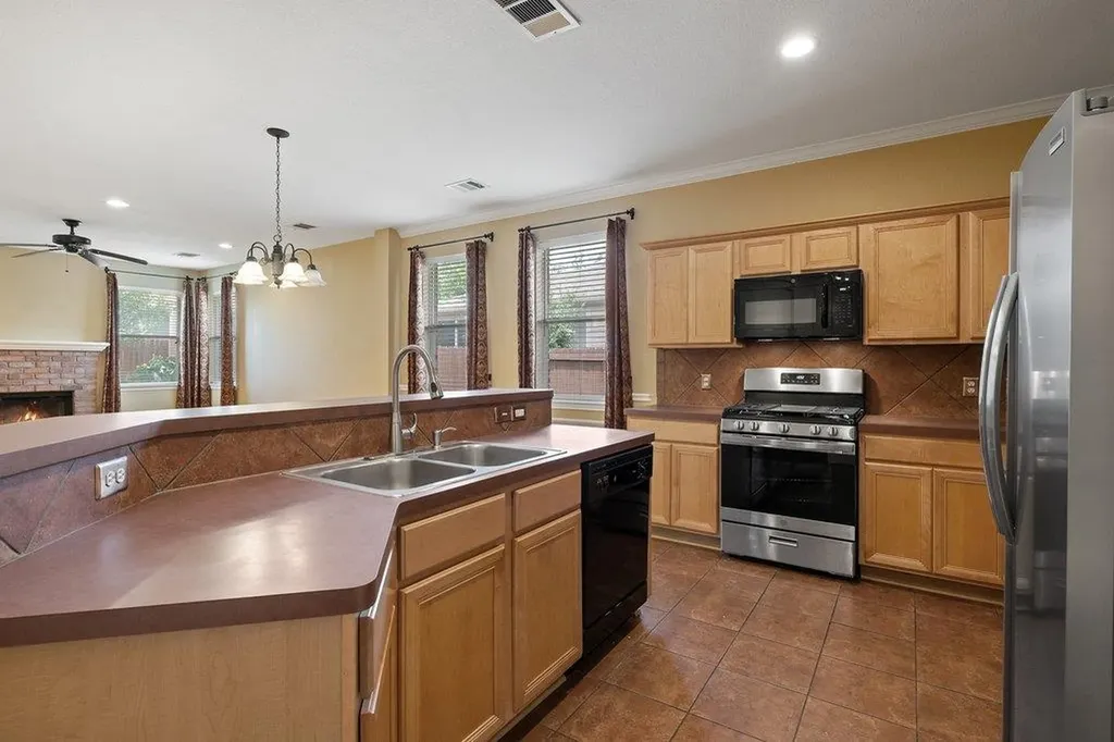 347 Spring Drive Kyle TX 78640