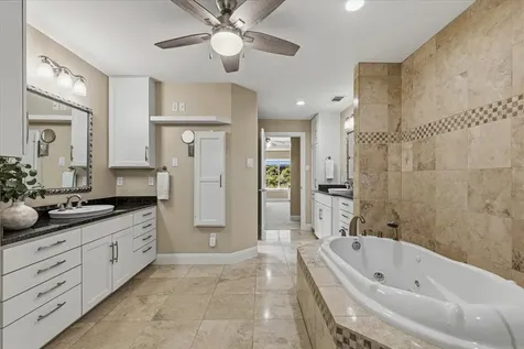 25207 Lake View Drive Spicewood TX 78669