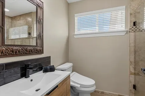 25207 Lake View Drive Spicewood TX 78669