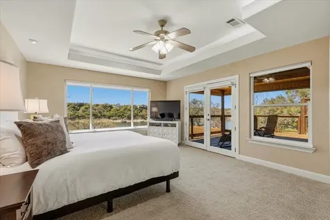 25207 Lake View Drive Spicewood TX 78669