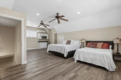 25207 Lake View Drive Spicewood TX 78669
