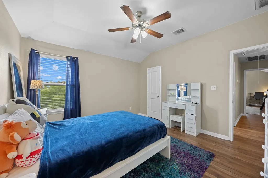 109 Glacier Cove Round Rock TX 78664