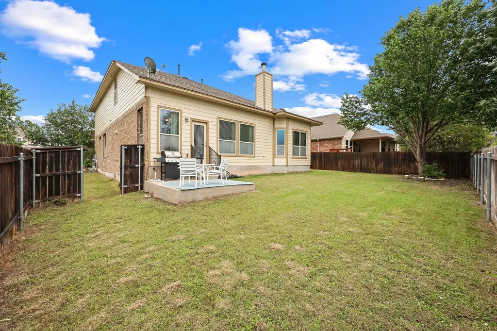 109 Glacier Cove Round Rock TX 78664