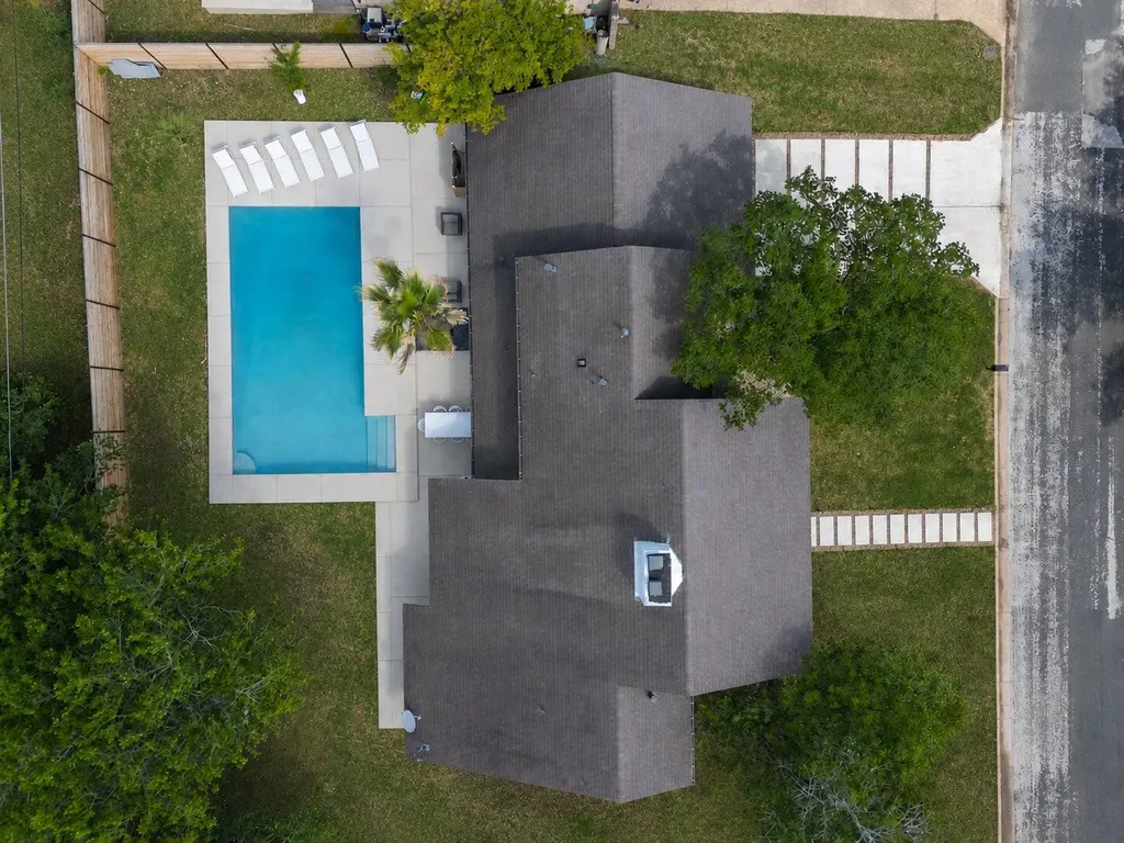 4502 Mountain Path Drive Austin TX 78759