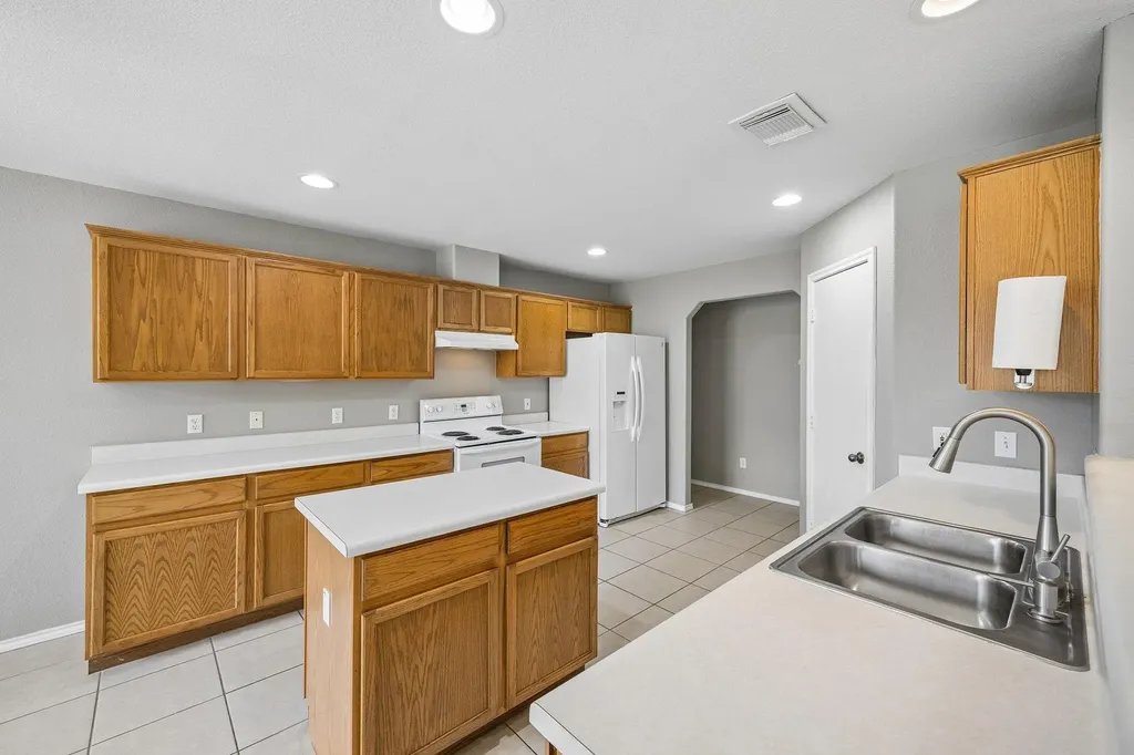 20701 Camel Back Street Lago Vista TX 78645