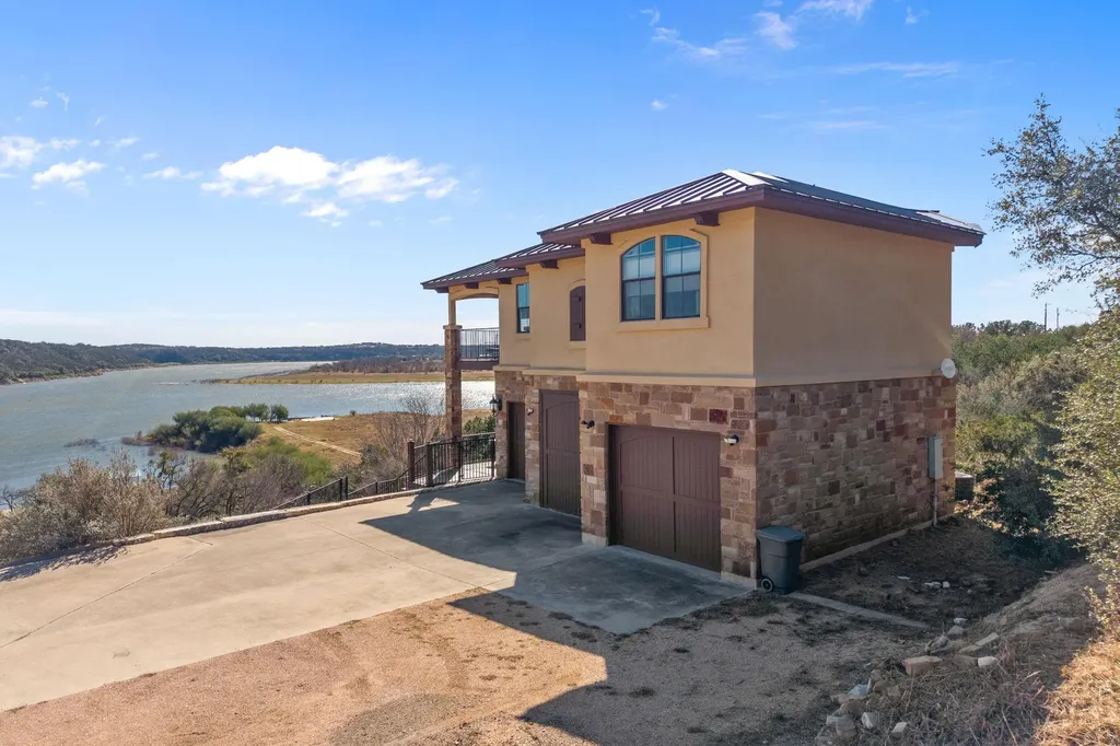 1690 Hickory Creek Road Marble Falls TX 78654