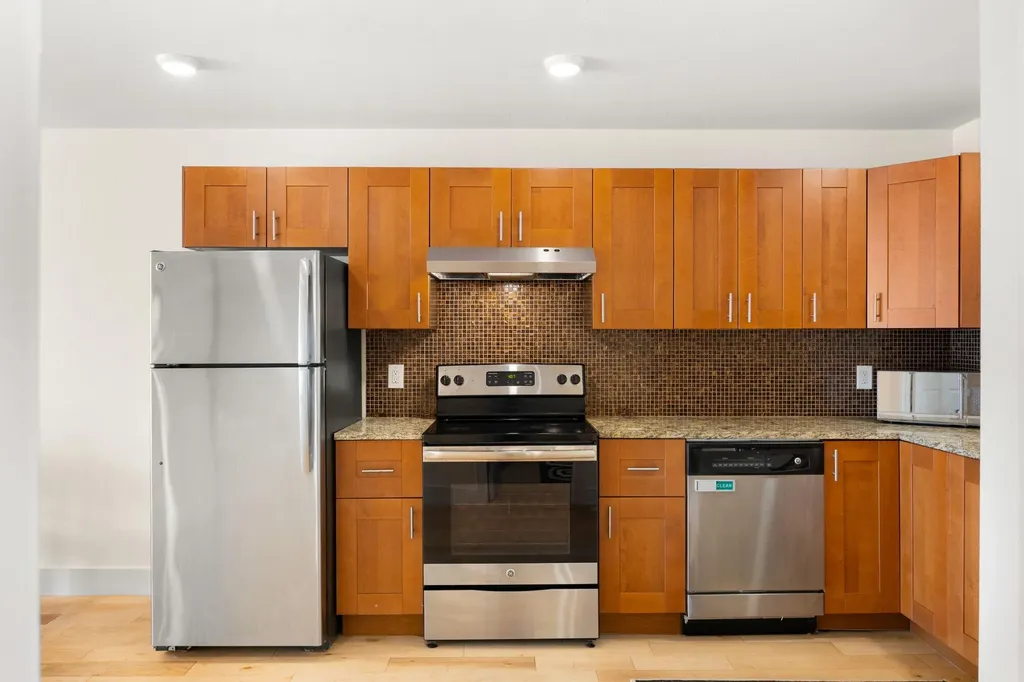 909 Reinli Street Austin TX 78751