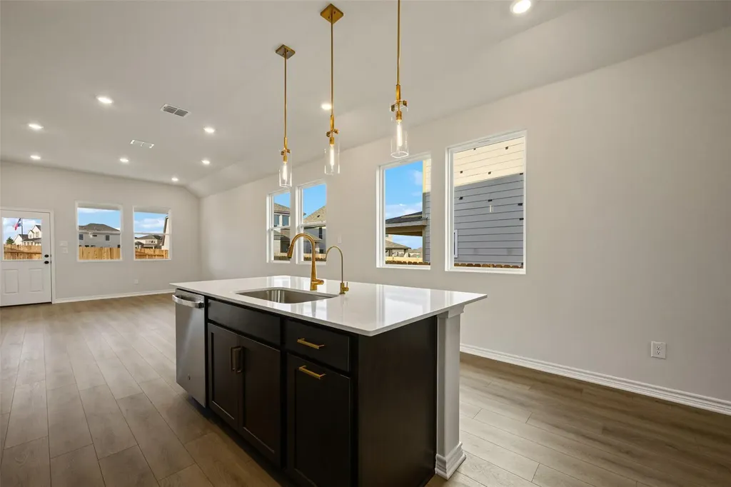 157 Clover Bend Liberty Hill TX 78642