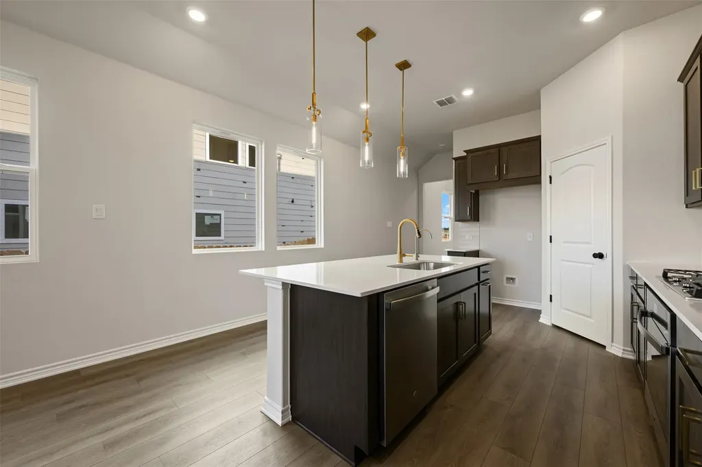 157 Clover Bend Liberty Hill TX 78642