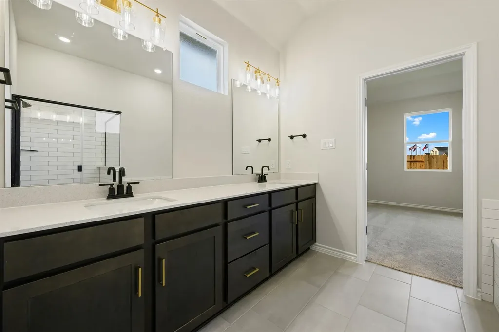 157 Clover Bend Liberty Hill TX 78642