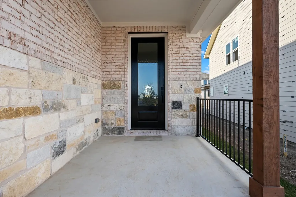 157 Clover Bend Liberty Hill TX 78642