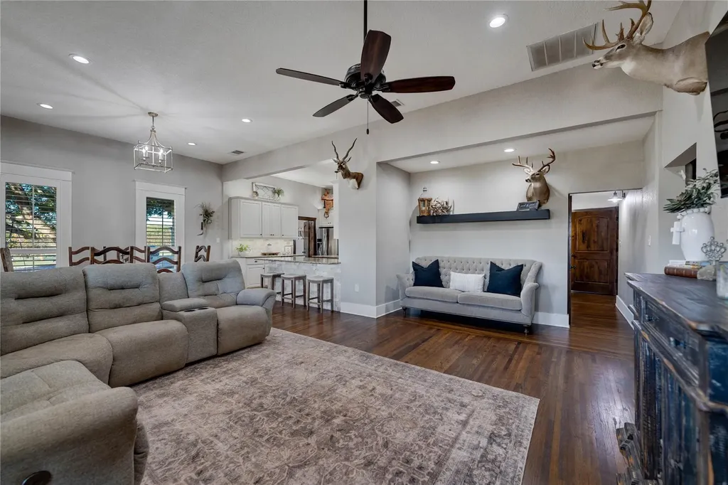 8323 E State Highway 29 Georgetown TX 78626