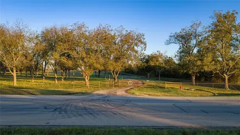 8323 E State Highway 29 Georgetown TX 78626