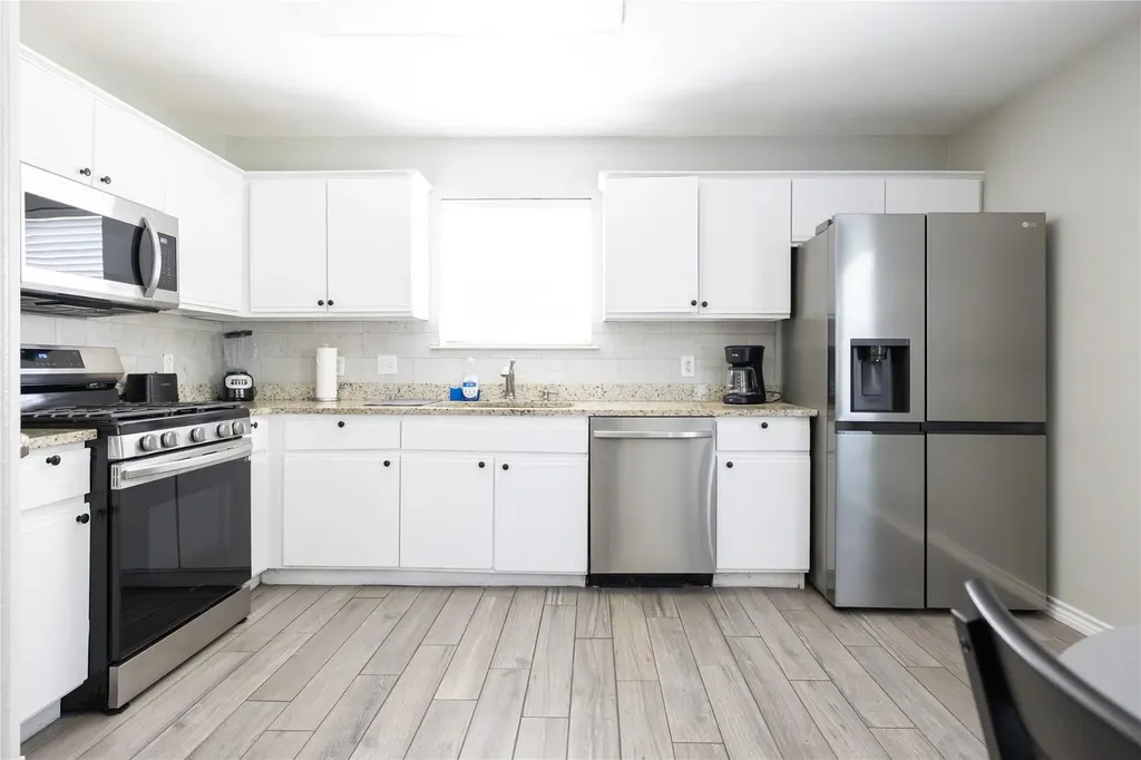 1526 Lorson Loop Round Rock TX 78665