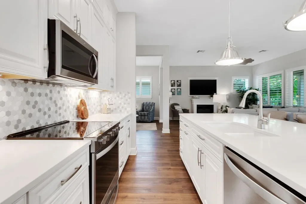 121 Monterey Oak Trail Georgetown TX 78628