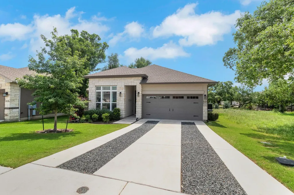 121 Monterey Oak Trail Georgetown TX 78628