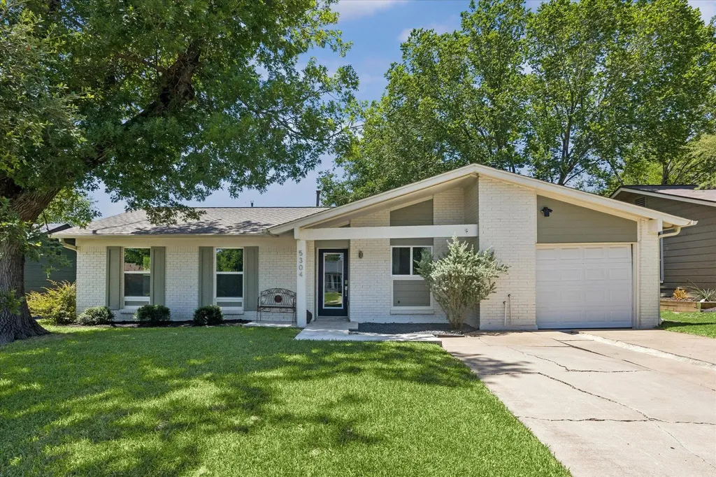 5304 Basswood Lane Austin TX 78723