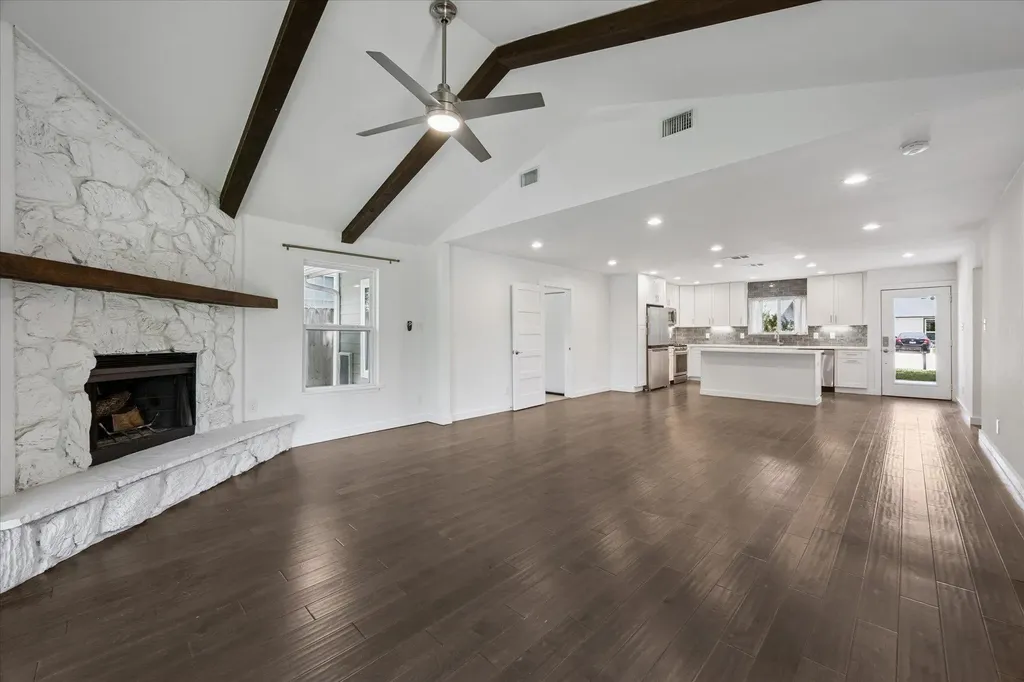 5304 Basswood Lane Austin TX 78723