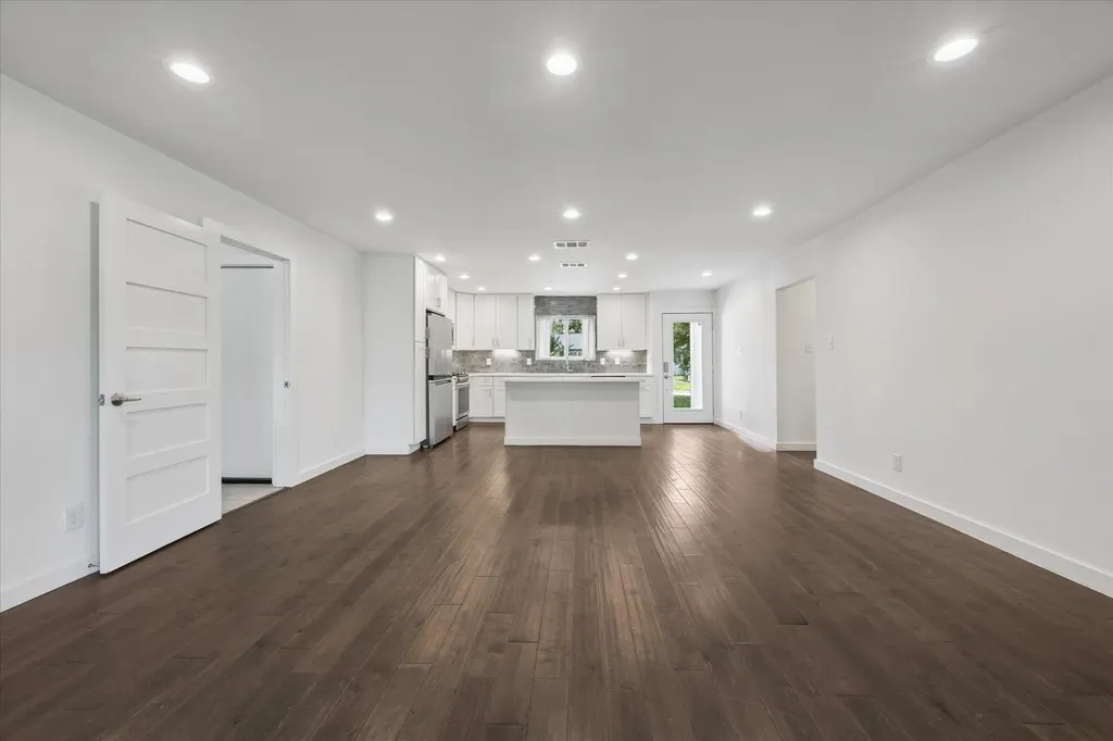 5304 Basswood Lane Austin TX 78723