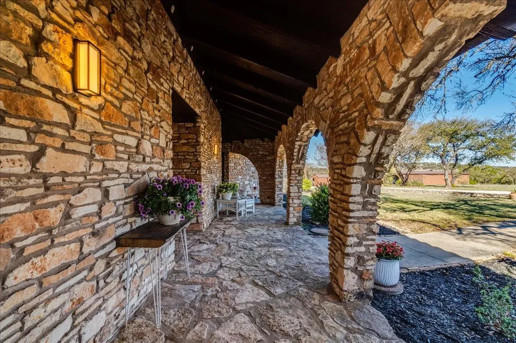 9763 Ranch Road 1623 Blanco TX 78606
