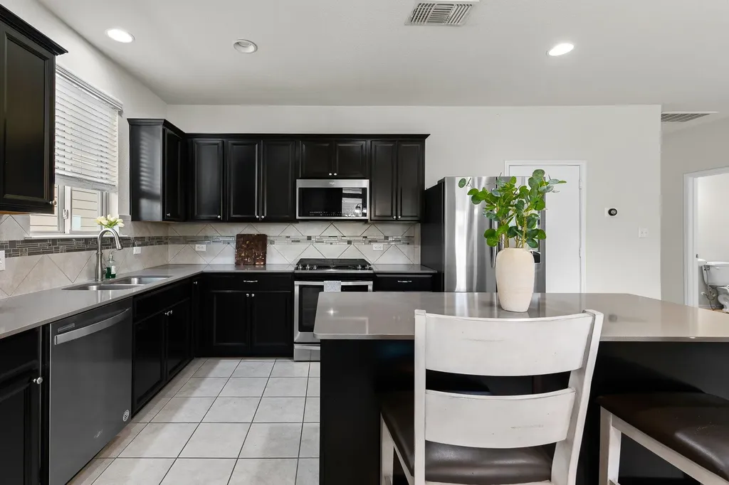 116 Hares Foot Cove Georgetown TX 78626