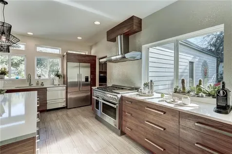 6 Sugar Creek Drive West Lake Hills TX 78746