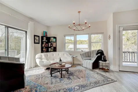 6 Sugar Creek Drive West Lake Hills TX 78746