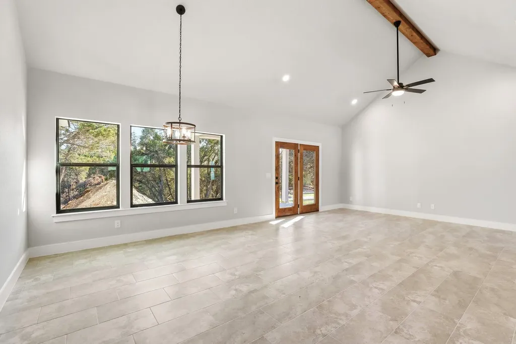1615 Rocky Ridge Loop Canyon Lake TX 78133