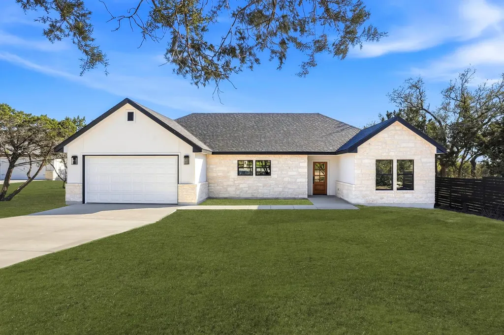 1615 Rocky Ridge Loop Canyon Lake TX 78133