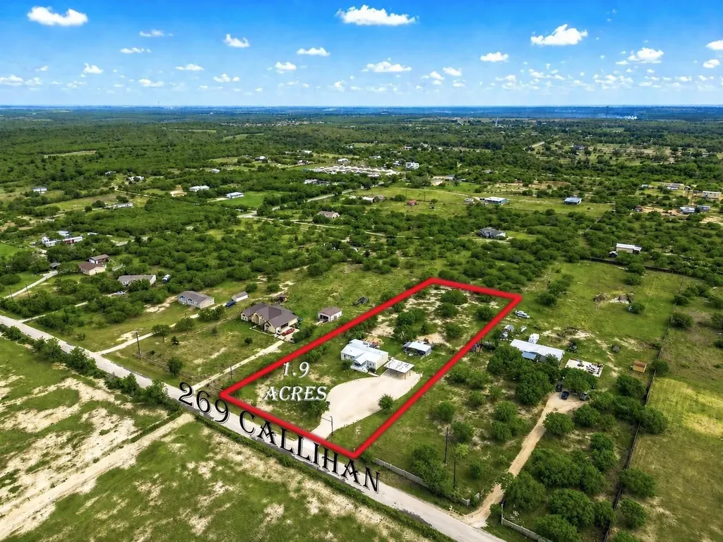 269 Callihan Road Lockhart TX 78644