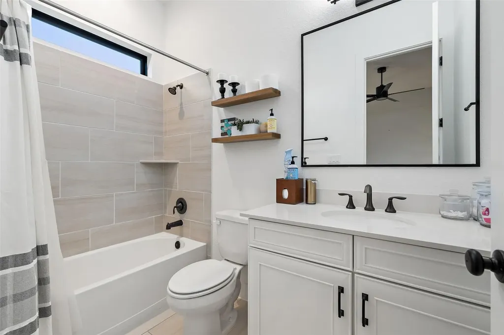 302 Lodestone Lane Austin TX 78738