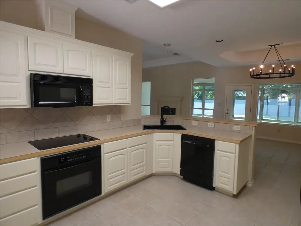 226 Muirfield Street Marble Falls TX 78654