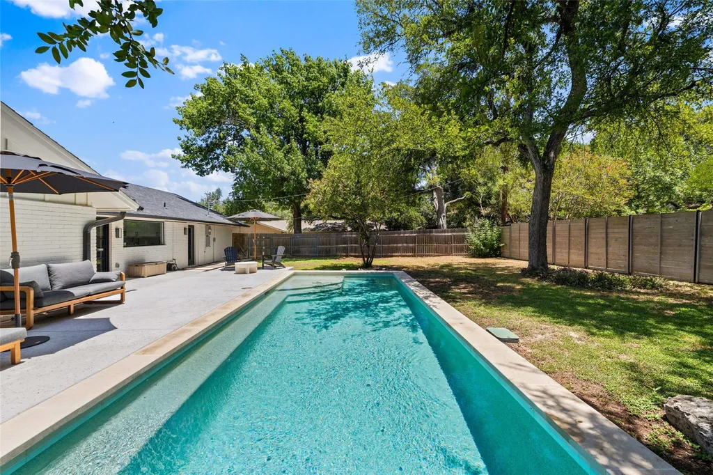 9009 Rockcrest Drive Austin TX 78759