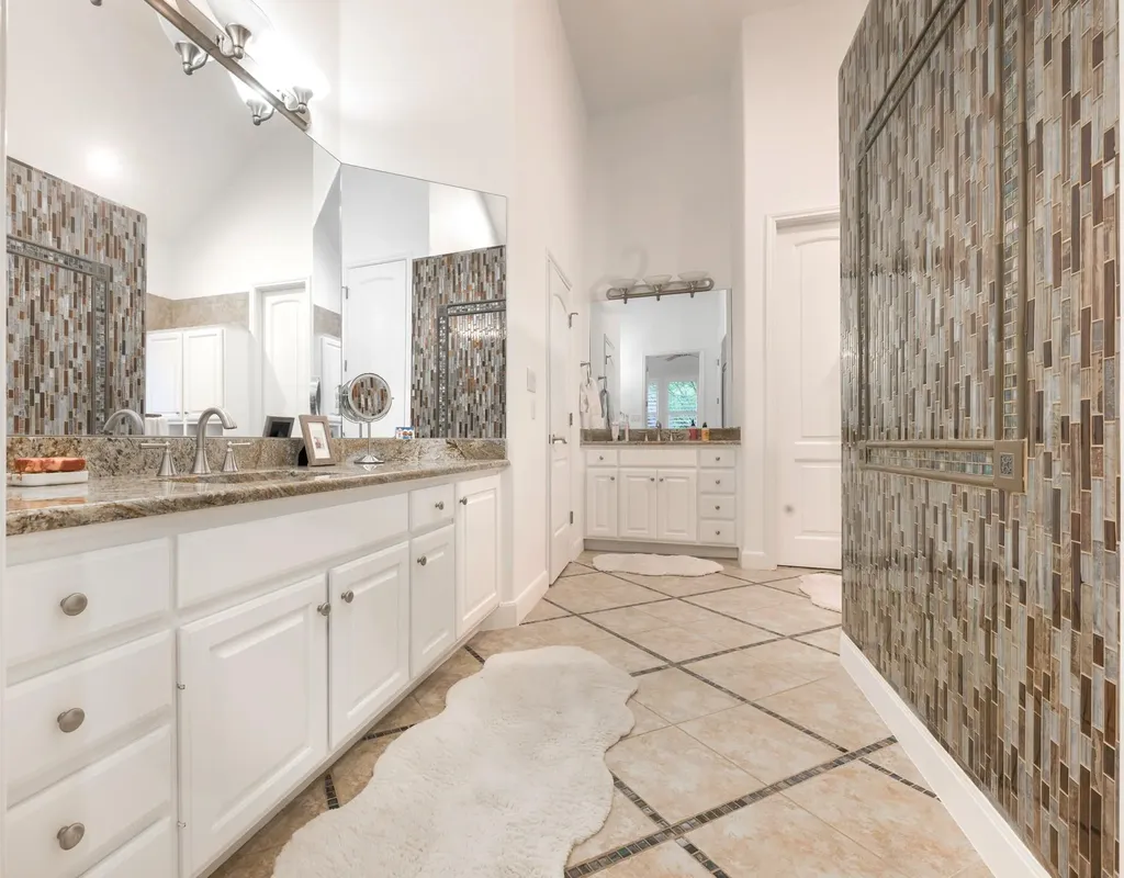 2013 Rue De St Tropez Austin TX 78746