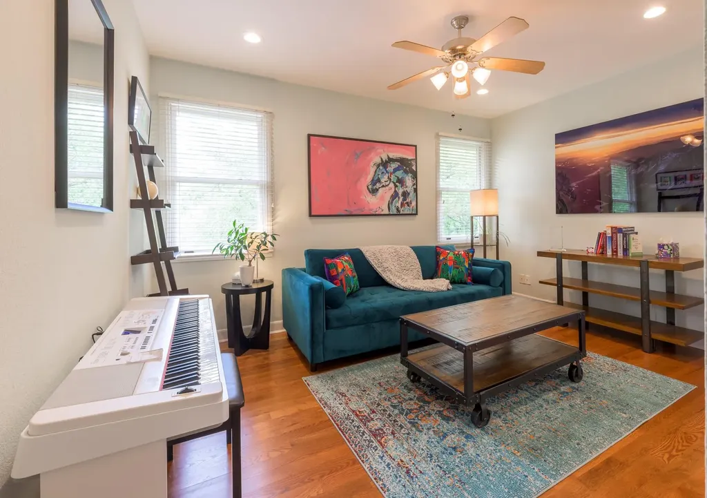 2013 Rue De St Tropez Austin TX 78746