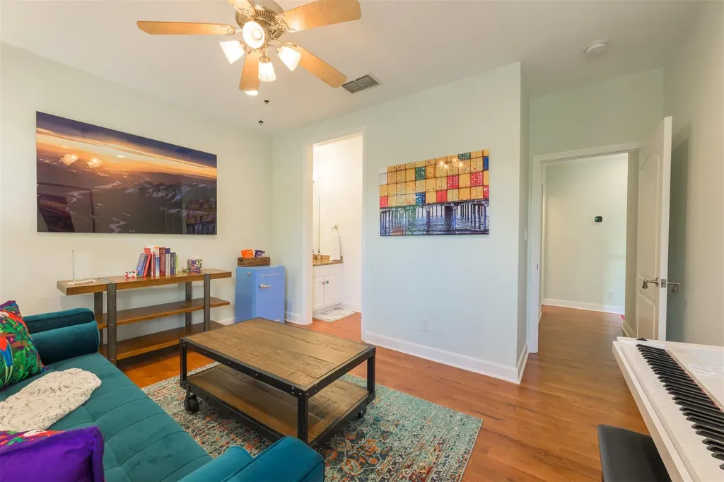 2013 Rue De St Tropez Austin TX 78746