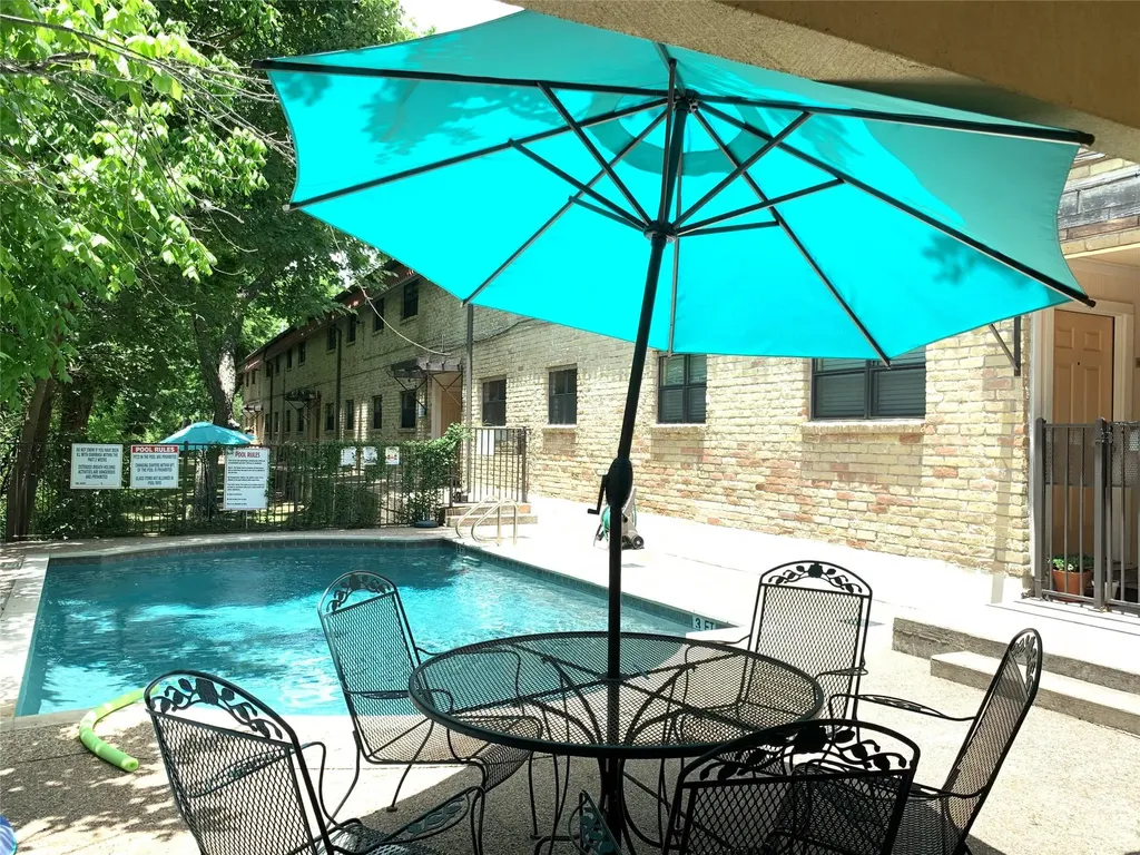 407 E 45th Street Austin TX 78751