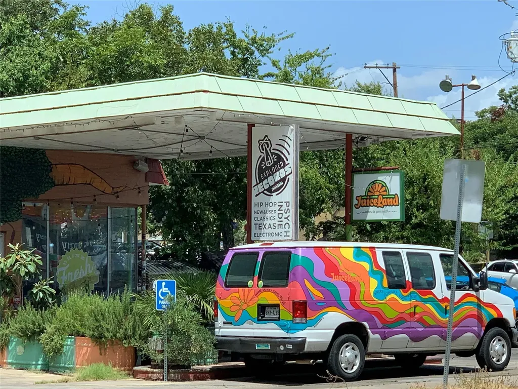407 E 45th Street Austin TX 78751