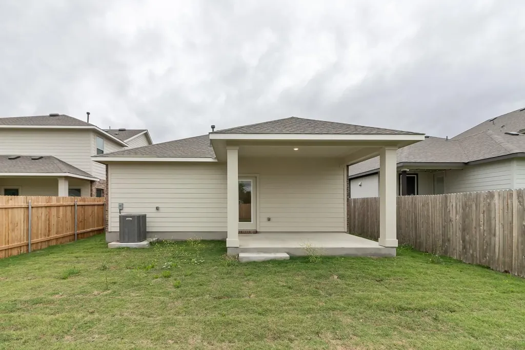 18605 Emu Lane Manor TX 78653