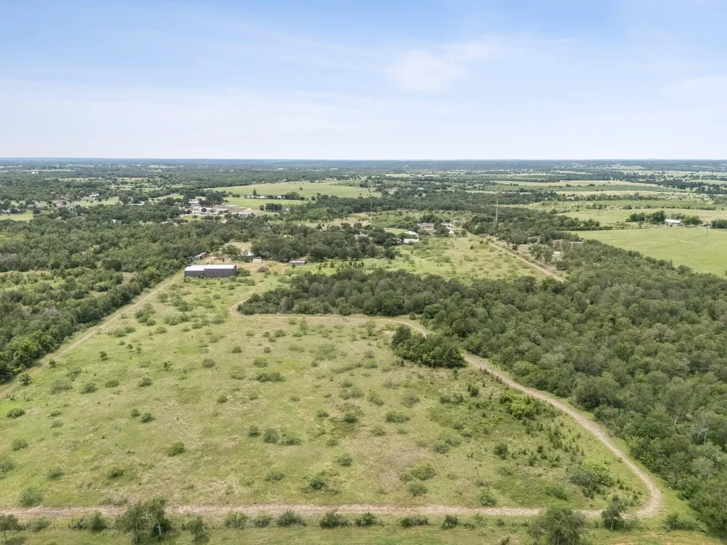 406 Monkey Road Elgin TX 78621