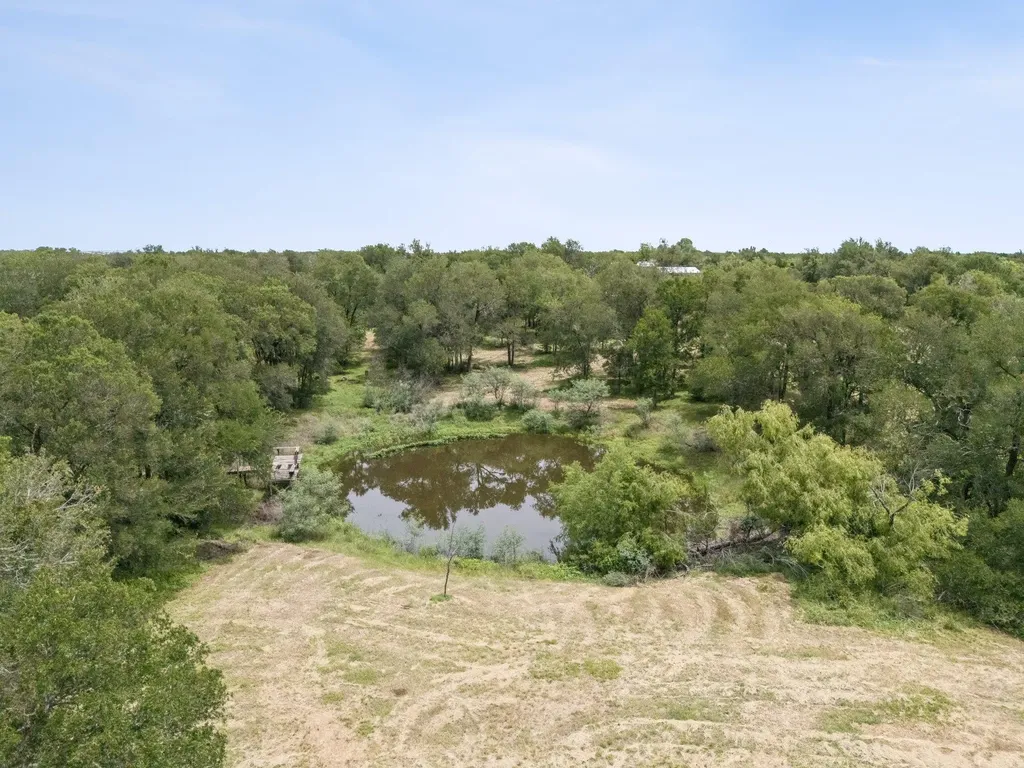 406 Monkey Road Elgin TX 78621