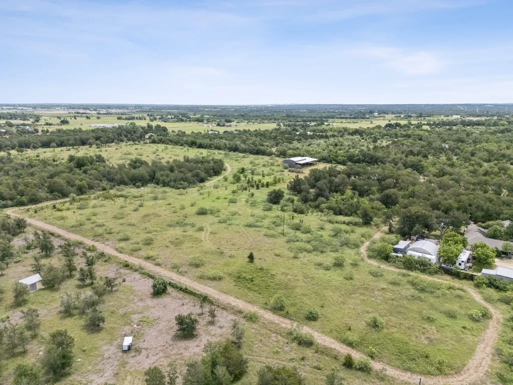 406 Monkey Road Elgin TX 78621
