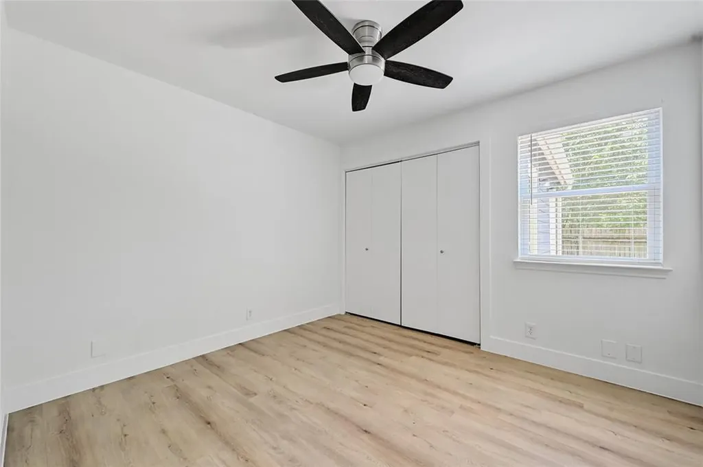 2617 Ektom Drive Austin TX 78745