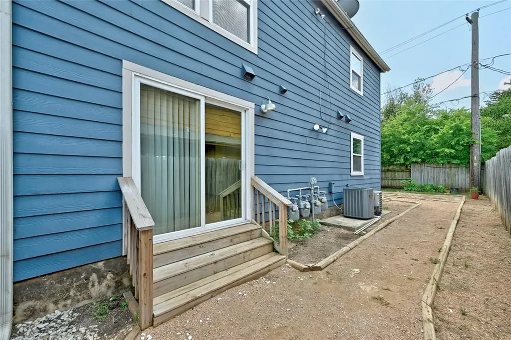 2617 Ektom Drive Austin TX 78745