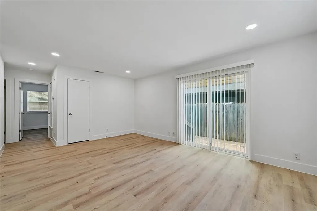 2617 Ektom Drive Austin TX 78745