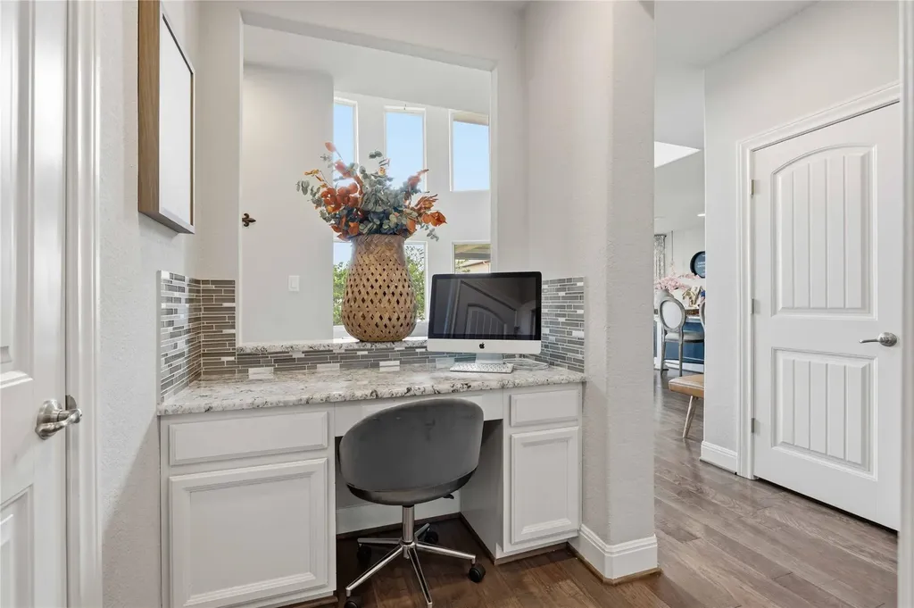 15612 Cabrillo Way Austin TX 78738