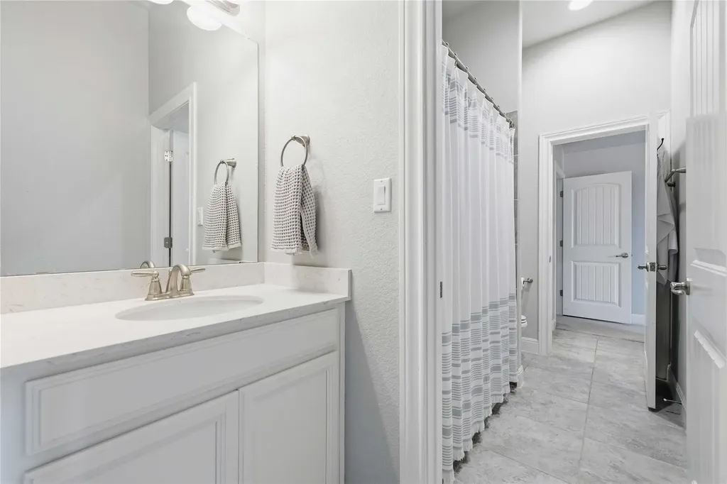 15612 Cabrillo Way Austin TX 78738