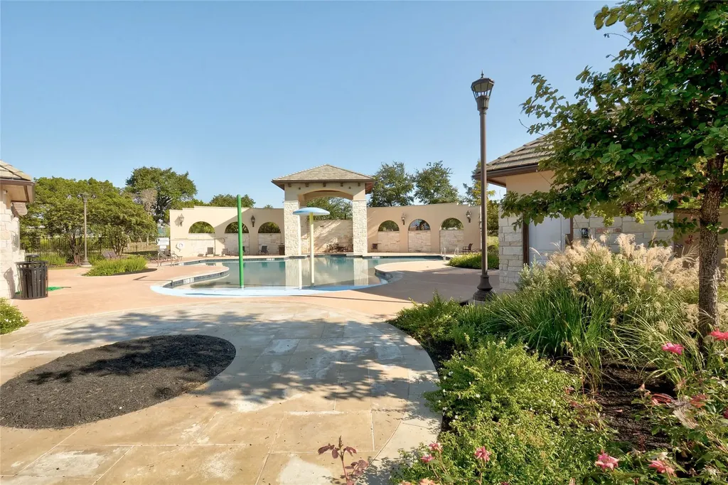 15612 Cabrillo Way Austin TX 78738