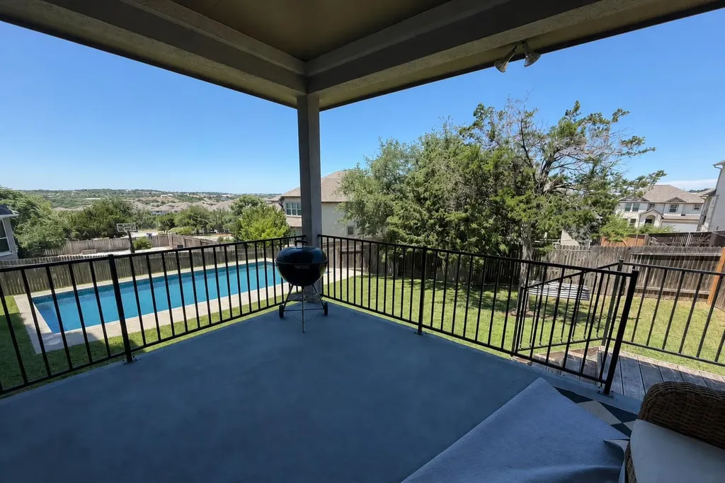 15612 Cabrillo Way Austin TX 78738