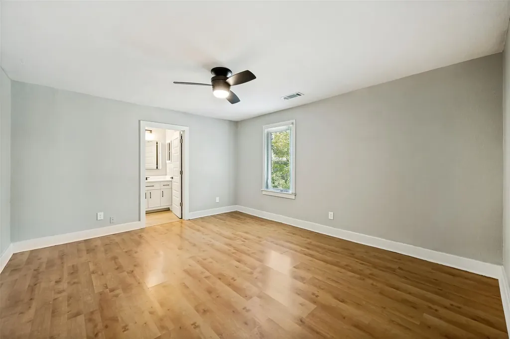 2804 Breeze Terrace Austin TX 78722